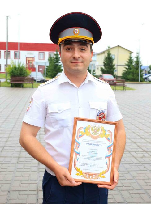 Инспектор ДПС Андрей Худяков отмечен Благодарностью УМВД России по Тюменской области