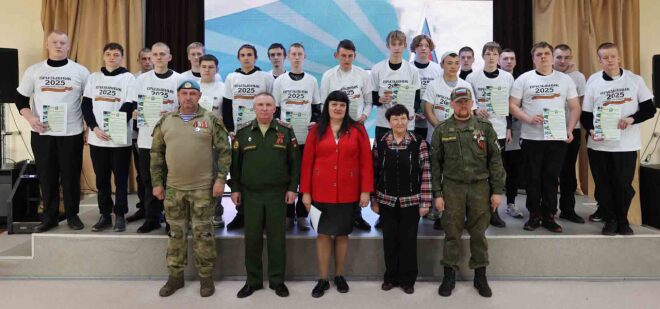 В Омутинском районе торжественно чествовали новобранцев